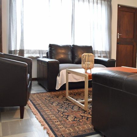 Cottage On Diamond Street ซวาคอปมุนด์ ภายนอก รูปภาพ